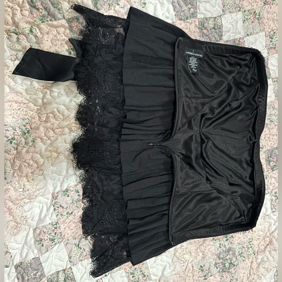 Moda International Women’s Black Strapless Lace Ruffle Tie Around Bow Zip Up Top - Picture 3 of 6